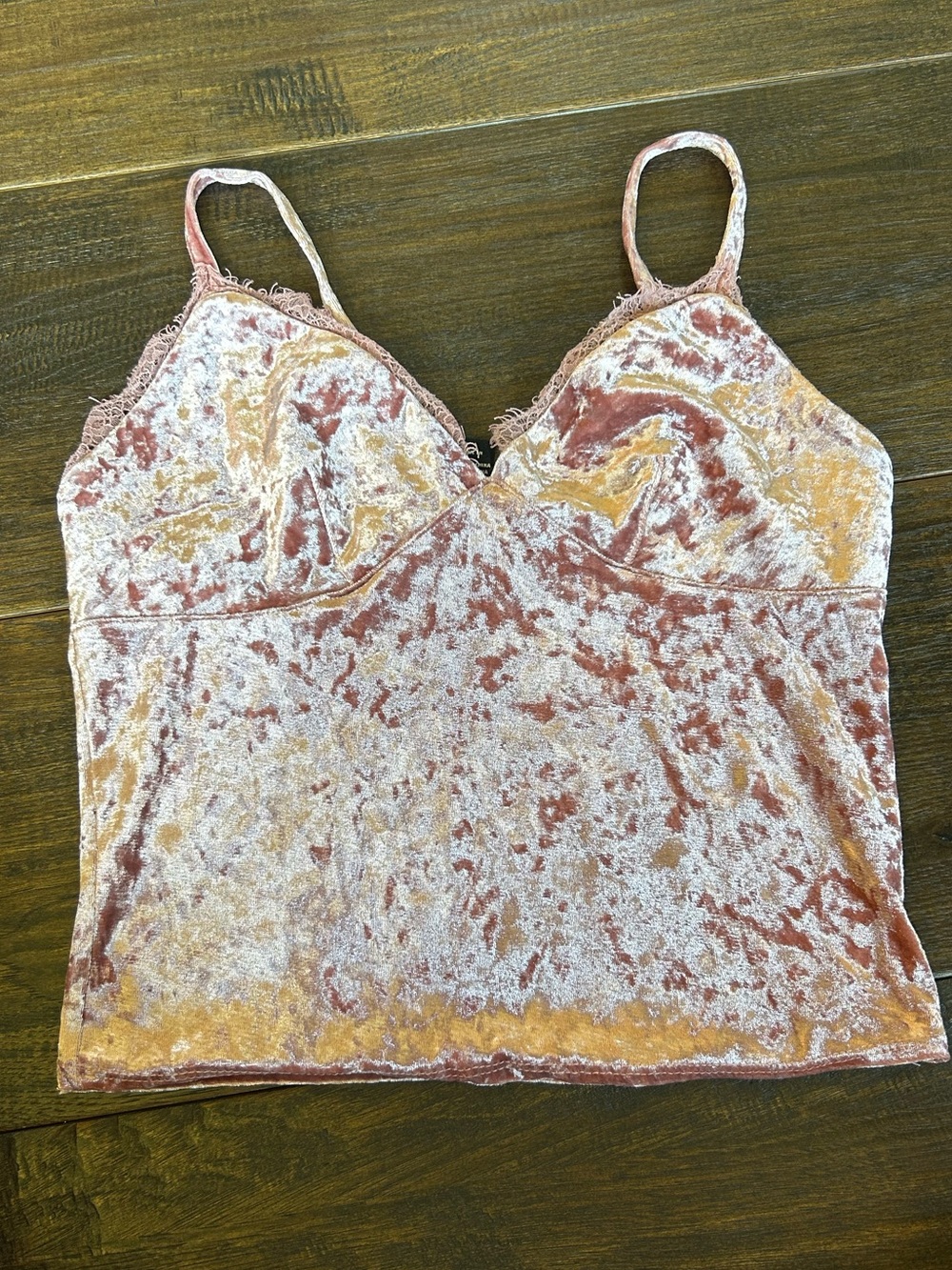 Forever 21 Crushed Velvet Lace Cami in Blush